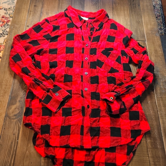 Rebellion Tops - Rebellion Black and Red Soft Flannel Button-Down Shirt Women's Medium